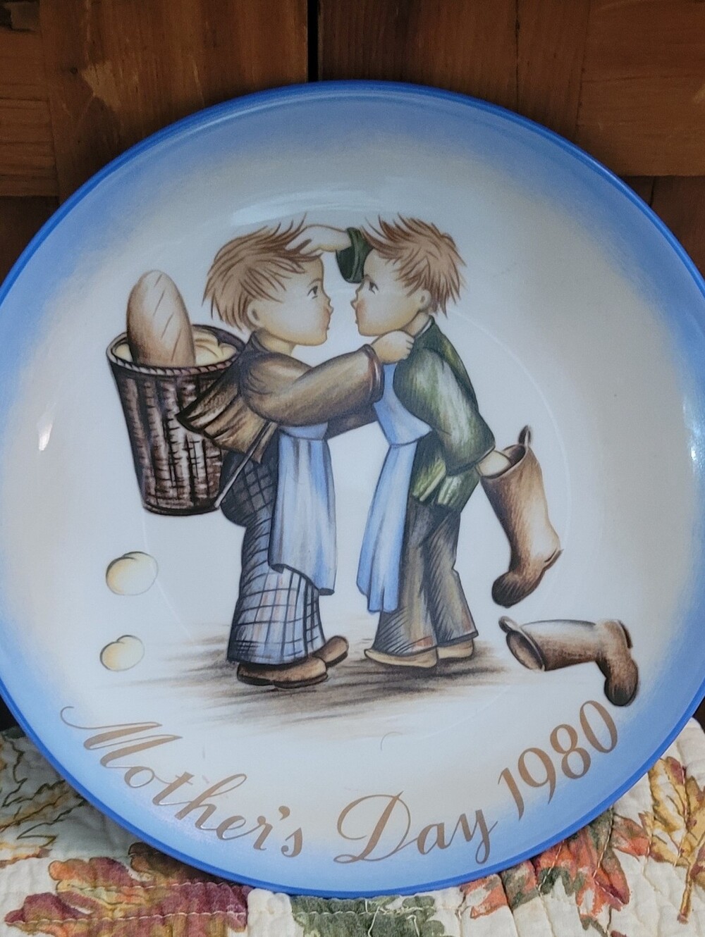 1980 Schmid Berta Hummel Mother’s Day Plate "Mother’s Little Helpers" Vintage